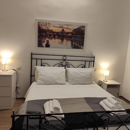 White King Rooms Рим Екстериор снимка
