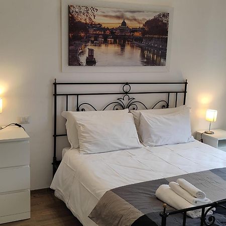White King Rooms Рим Екстериор снимка